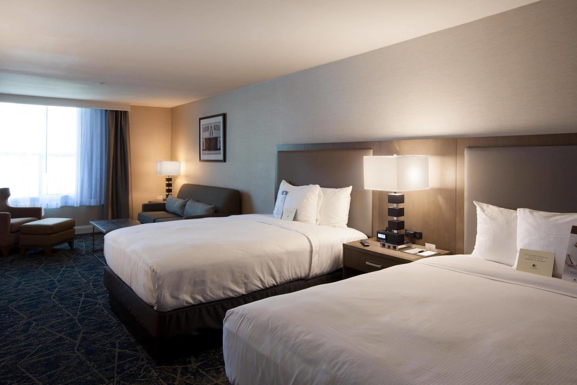 Hotel Doubletree By Hilton Pomona Exterior foto