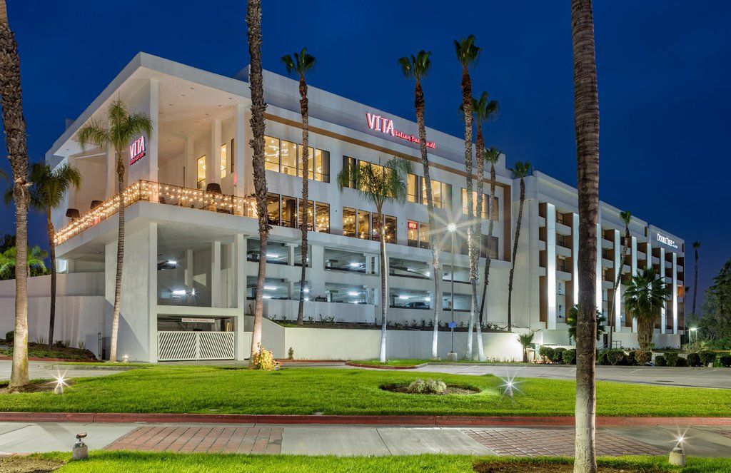 Hotel Doubletree By Hilton Pomona Exterior foto